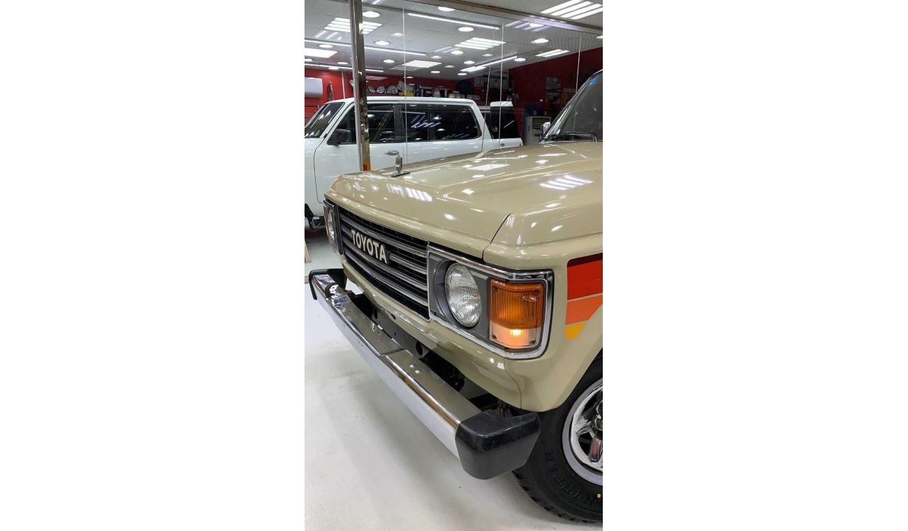 Toyota Land Cruiser 70 Fj62
