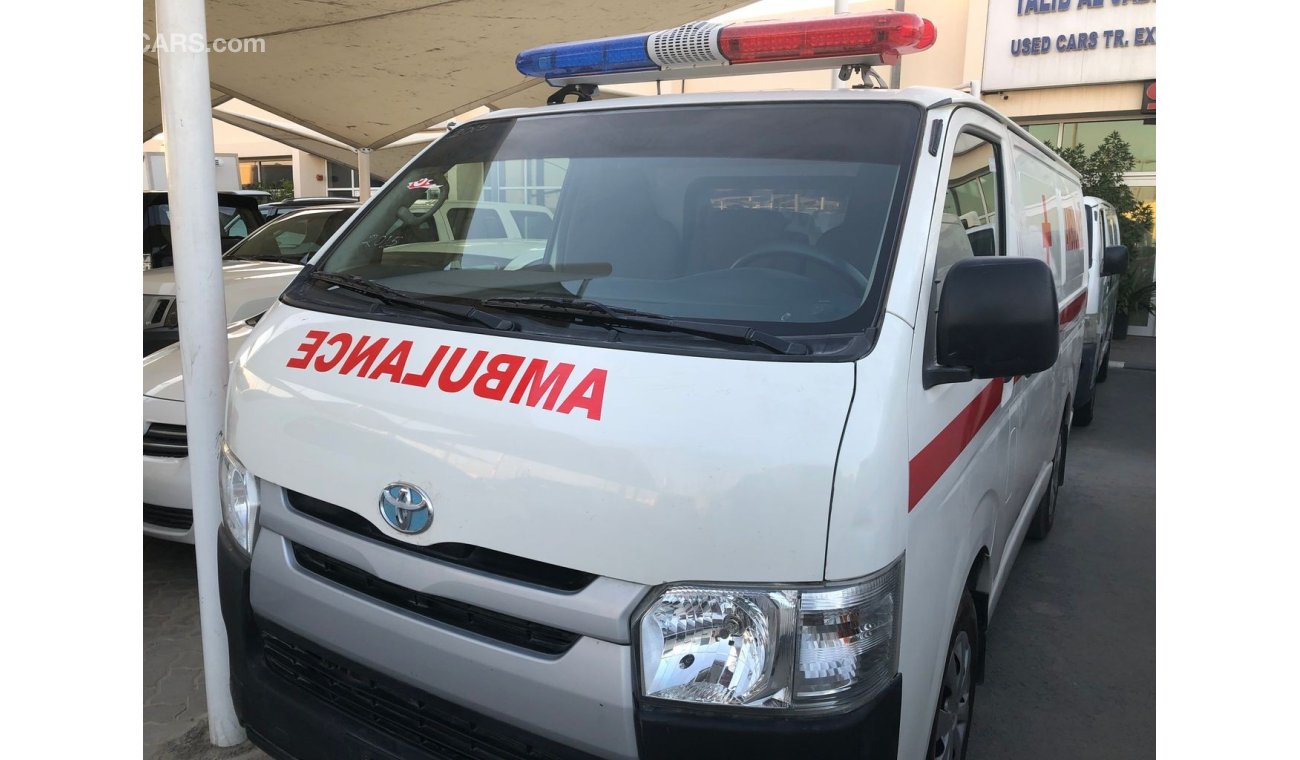 تويوتا هاياس Ambulance Conversion