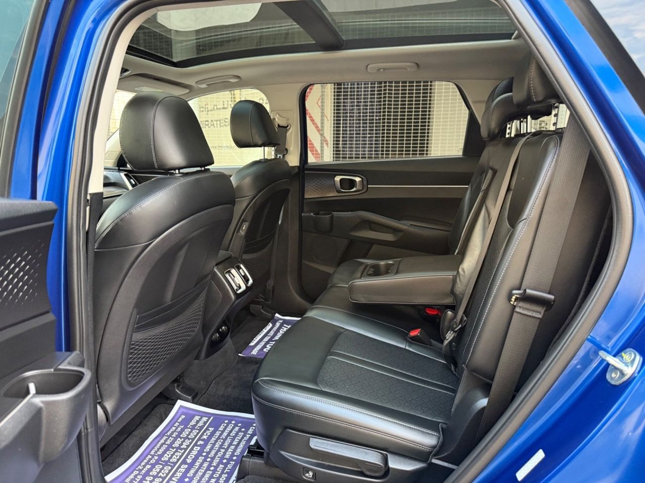 كيا سورينتو 2.5L LX (RWD)