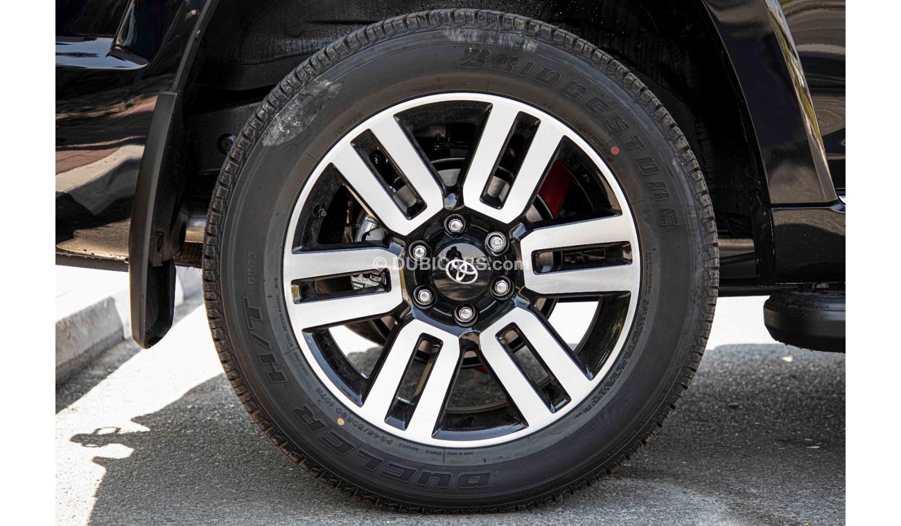 Toyota 4Runner 2022 Toyota 4 Runner 4.0 SR5 LTD + Anti lock brakes + Traction control +Brake Assist + 4wd + 8" Touc