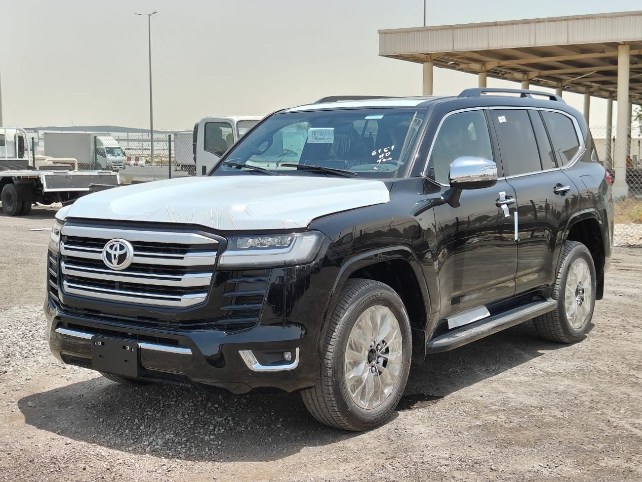 Toyota Land Cruiser 2025 Toyota Land Cruiser LC300 VXR 3.5L V6 Twin Turbo Petrol A/T 4WD (Africa only)