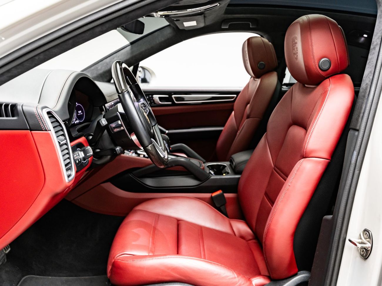 Porsche Cayenne GTS 4.0L (455 HP) 2022 Porsche Cayenne GTS Coupe, March 2027 Porsche Warranty, Full Service History,