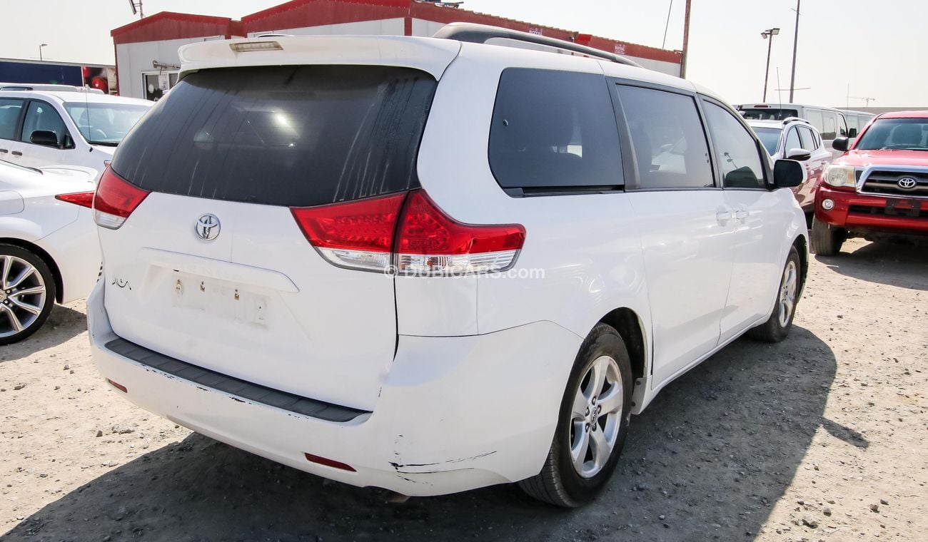 تويوتا سيينا