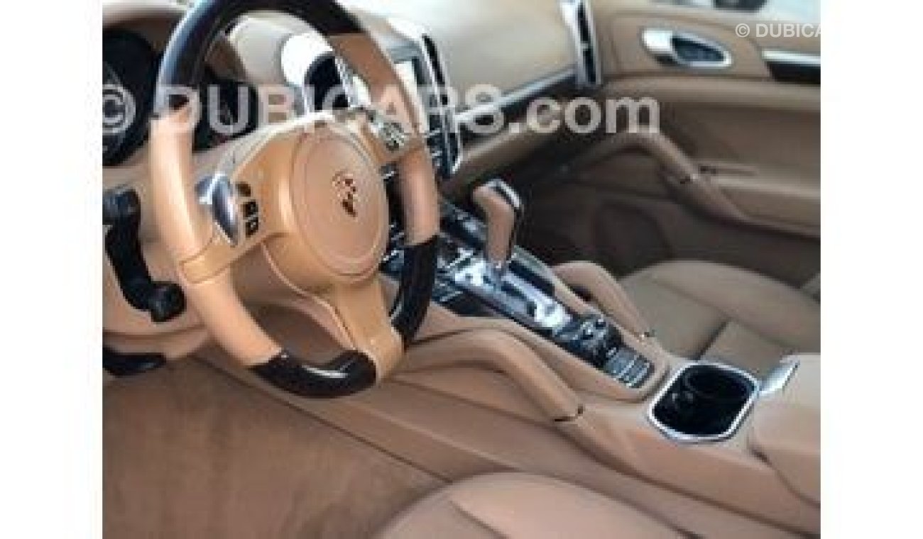 بورش كايان Sالنوع :  بورش كايين    الموديل : 2014    المواصفات : خليجية فل مواصفات سقف بانوراماV8فل مواصفات ستا