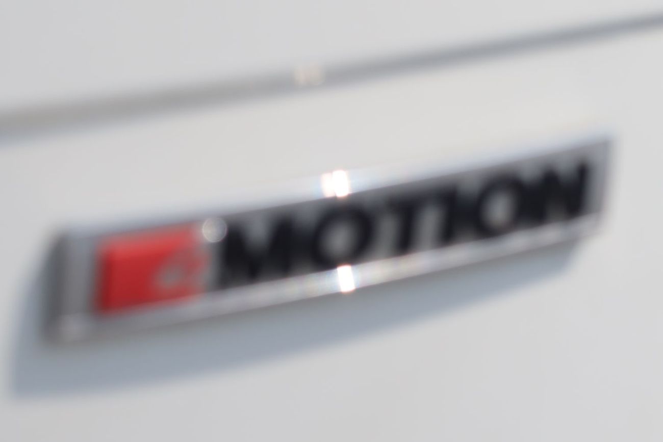 فولكس واجن تيجوان SE 2.0L