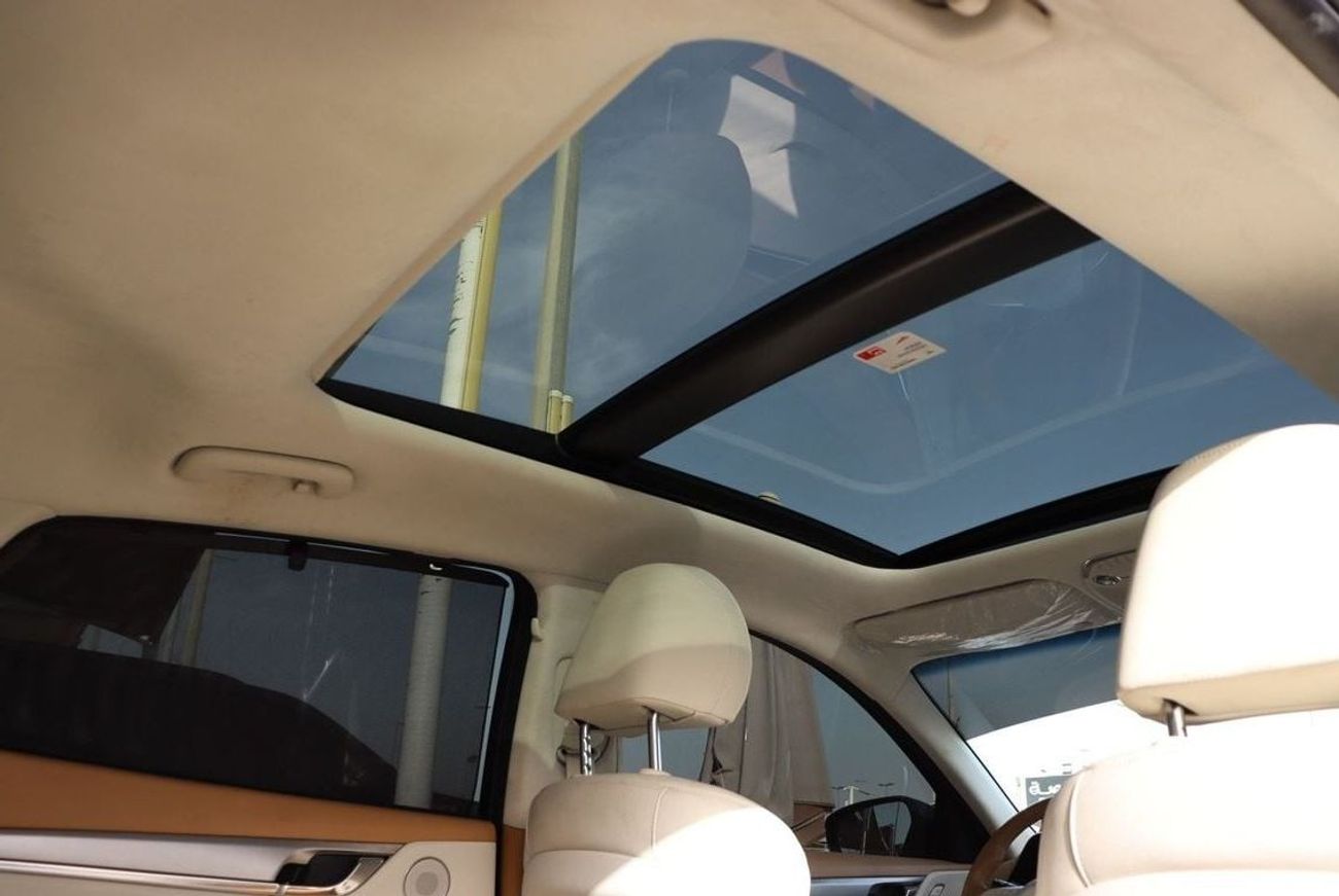 هيونداي أزيرا Top 3.5L Hyundai Azera Full / GCC / 2021 / 80,000KM / First Owner