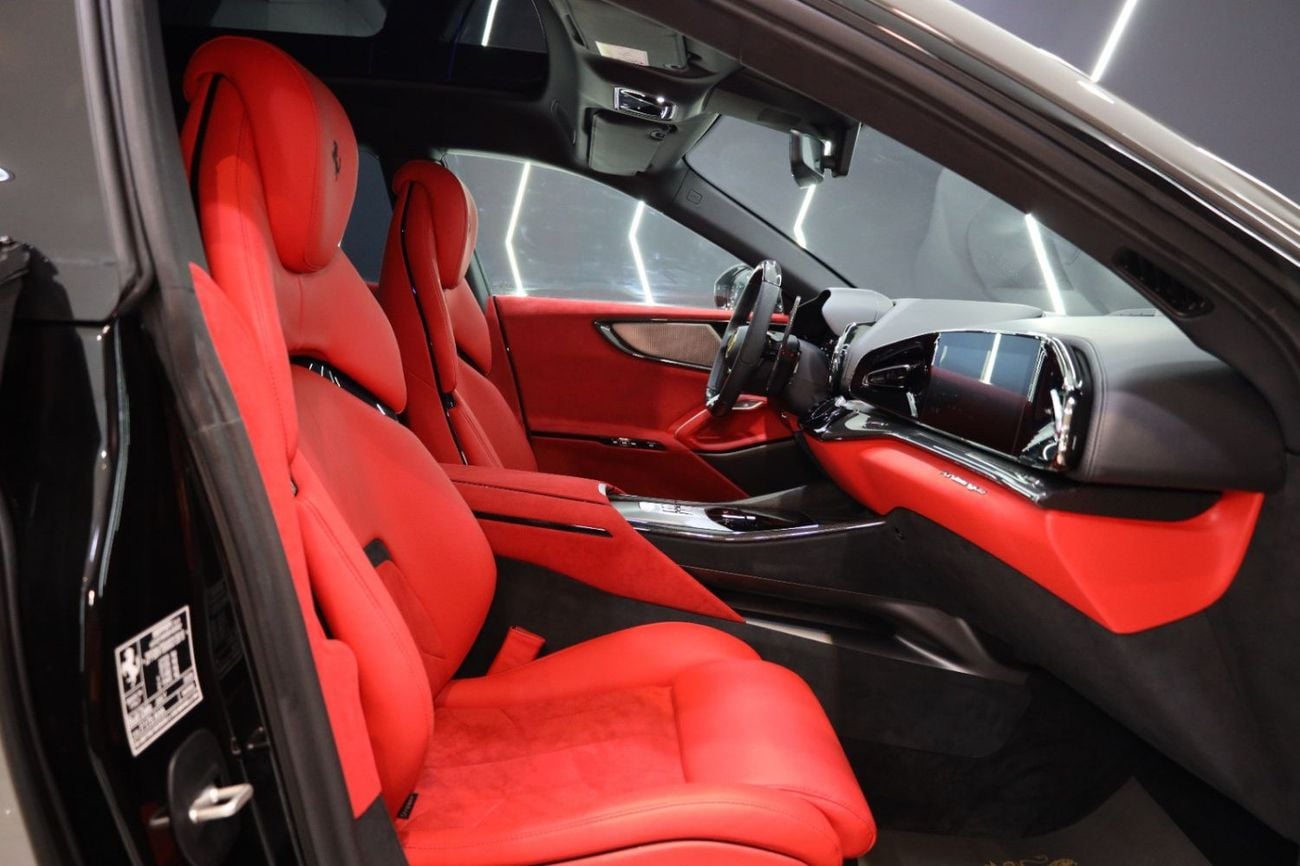 فيراري بوروسانجوي STD 2024 Ferrari Purosangue, Carbon Fiber Package, 360° Camera, Panoramic Roof, Dealer Service Package!!