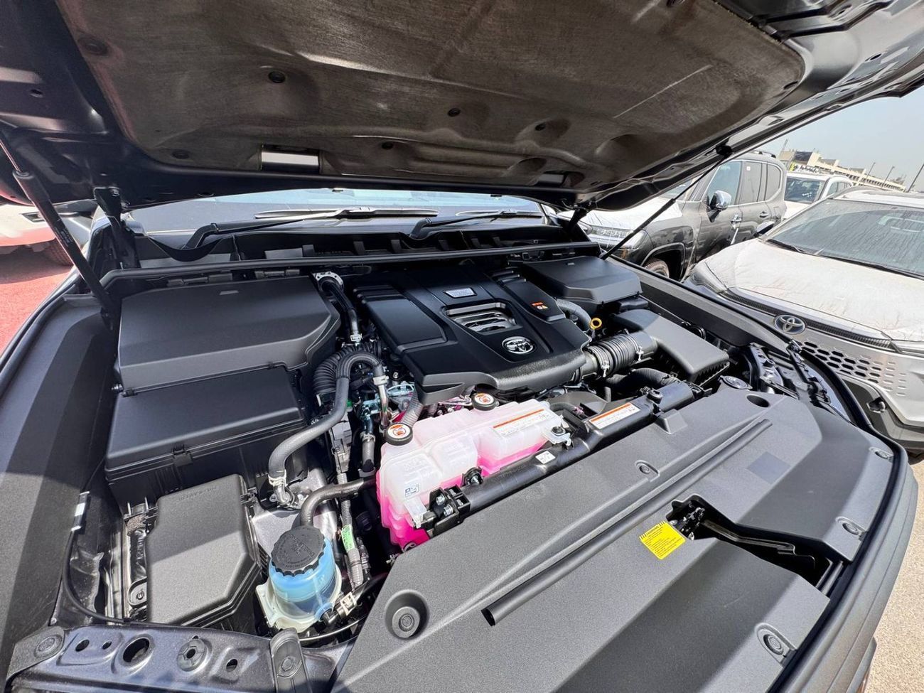 تويوتا لاند كروزر 2025 GXL RIGHT HAND DRIVE 3.3L V6 TWIN TURBO DIESEL 7-SEATS 4X4 0KM (EXPORT ONLY)