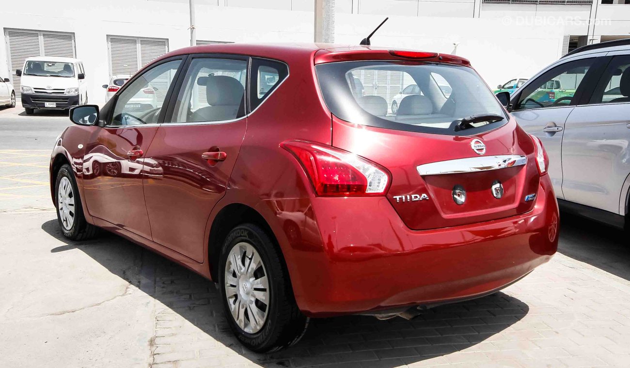 Nissan Tiida