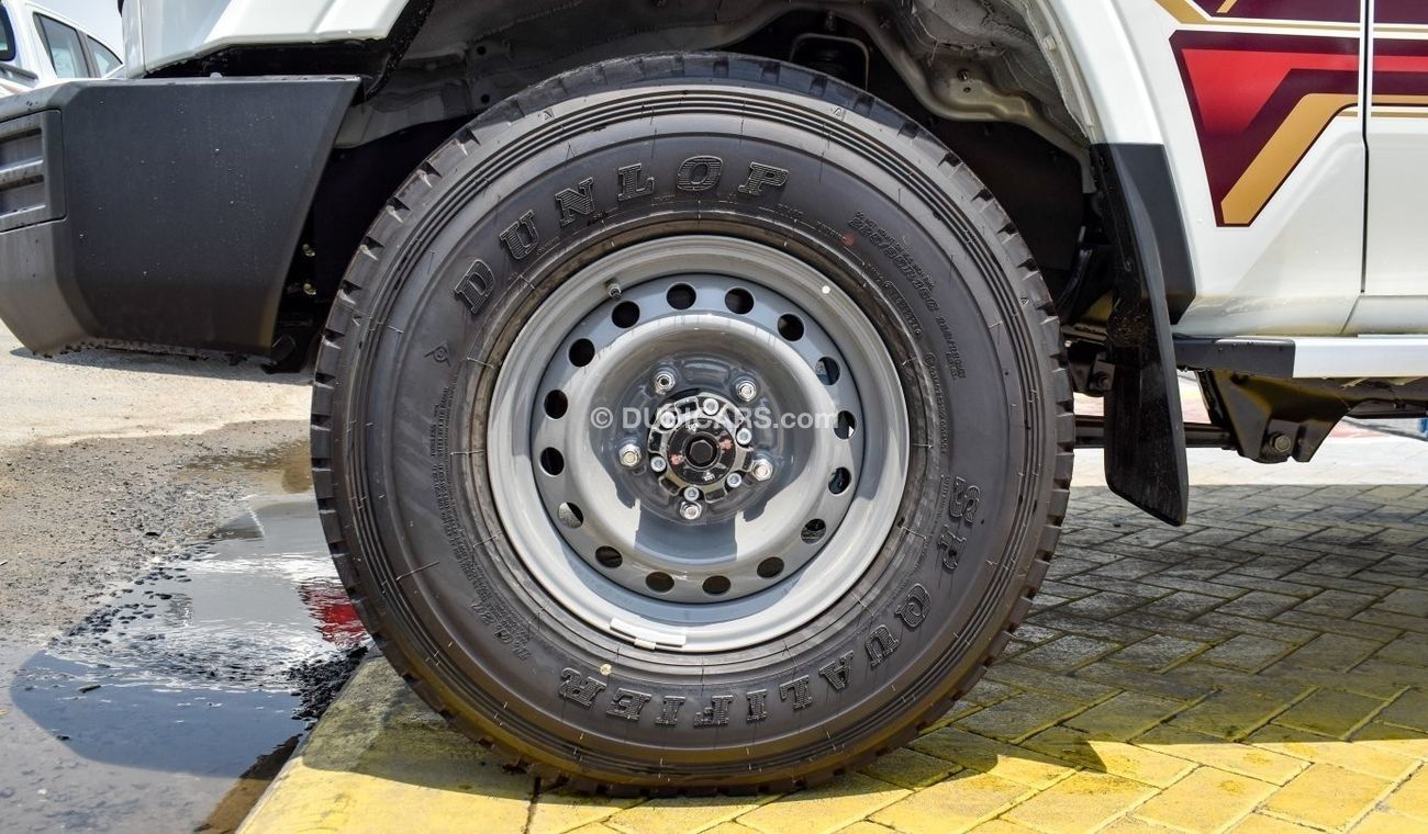 Toyota Land Cruiser 70