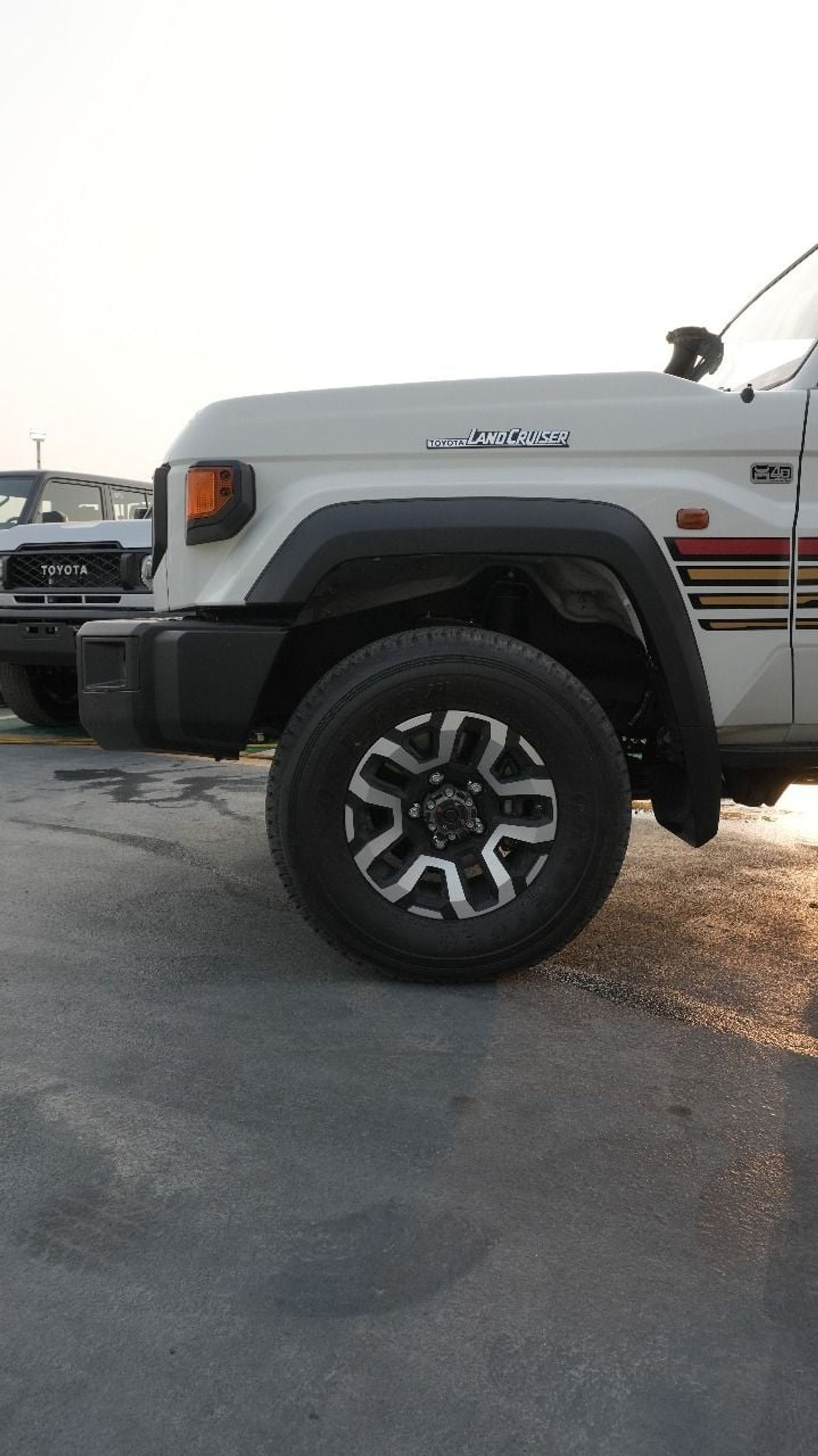 تويوتا لاند كروزر بيك آب تويوتا شاص سنغل كابينة ديزل اوتوماتيك