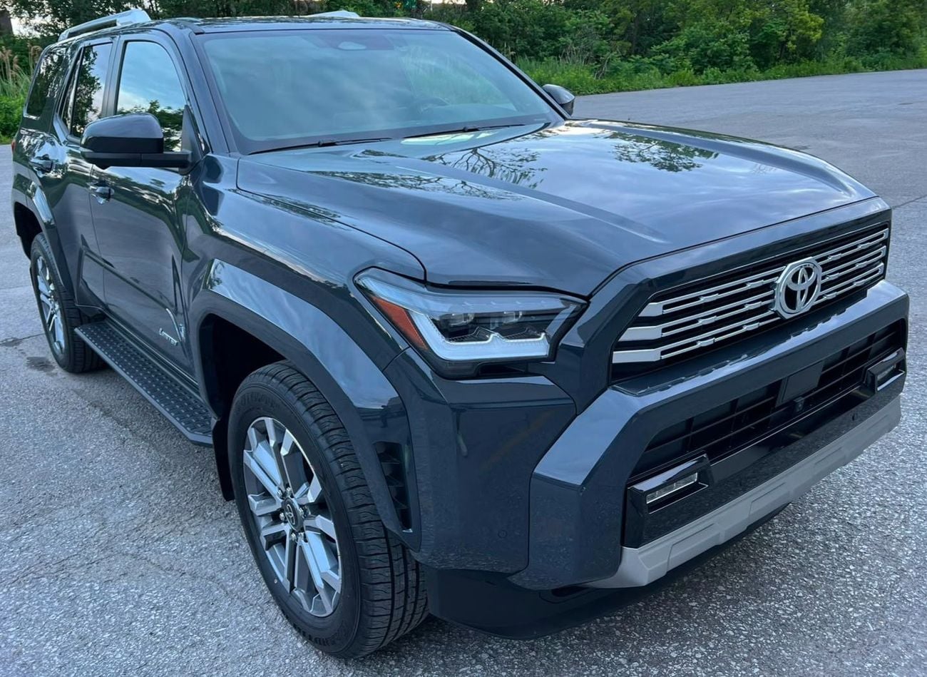 Toyota 4Runner Limited 7-Seater