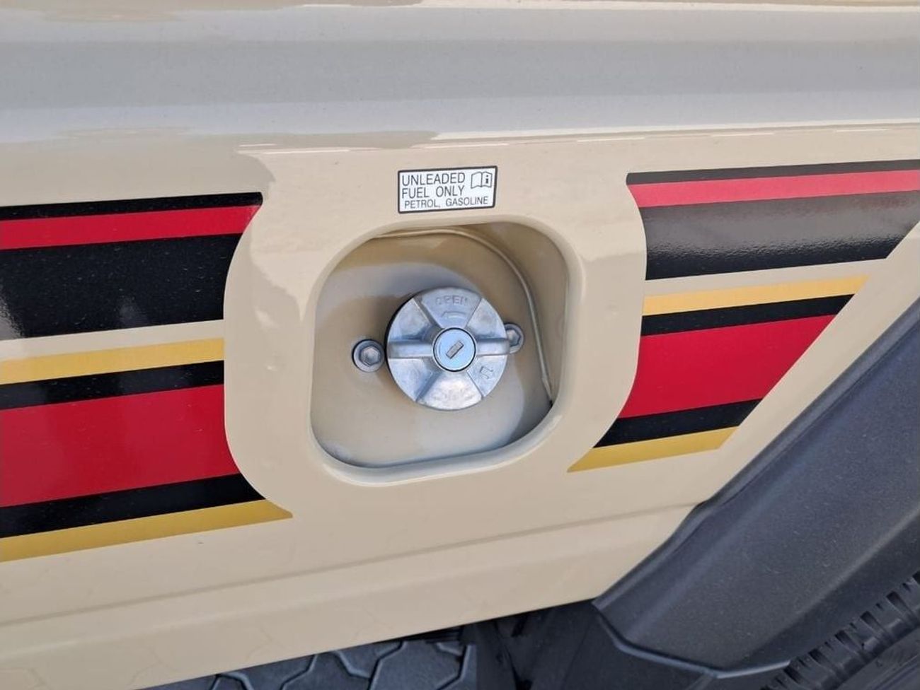 تويوتا لاند كروزر بيك آب LC79 DC 4.0L LX Z AT