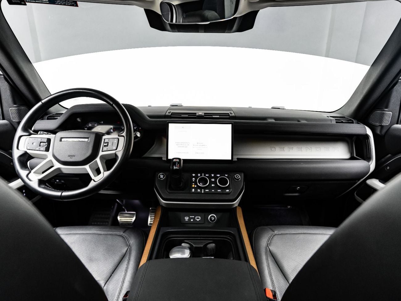 لاند روفر ديفندر 2023 Land Rover Defender 110 P300 SE, 2.0 TC I4 4WD, 300bhp, 8 Speed Auto