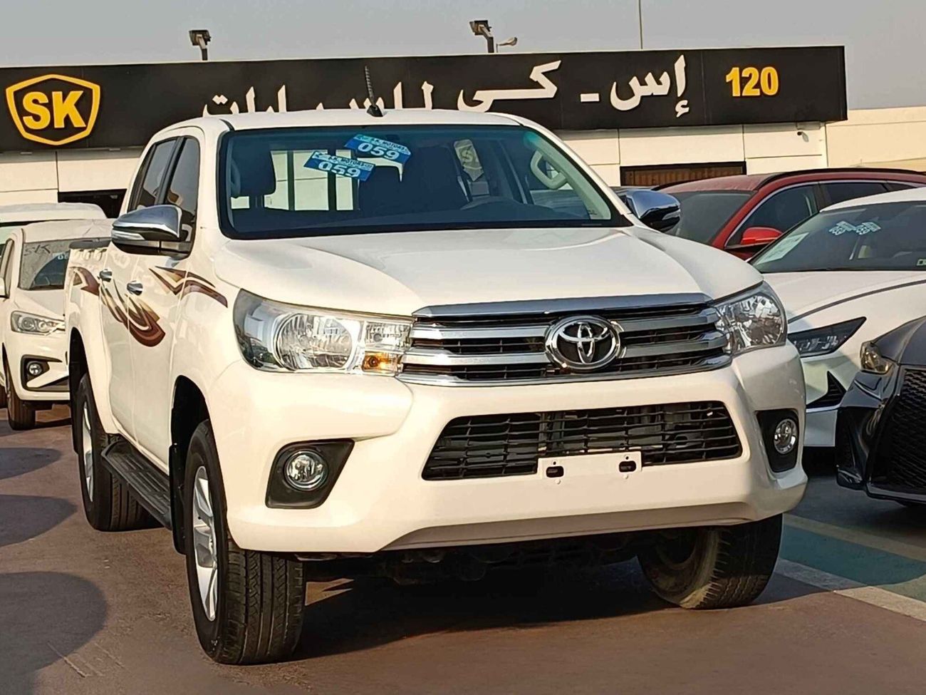 Toyota Hilux / PATROL MANUAL/ 4WD/ AUTO WINDOWS/ FULL OPT/ ALLOY RIMS/ WIDE BODY/LOT#31638