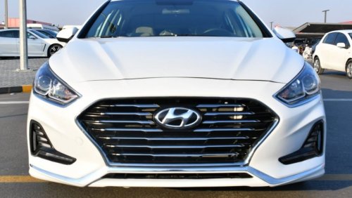 Hyundai Sonata * Engine CC : 2.0 * Number of Cylinder : 4 * Specs : USA * Color : White  * Body type : Sedan