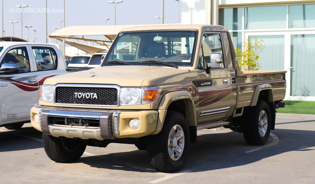 Toyota Land Cruiser Pick Up Lx V6