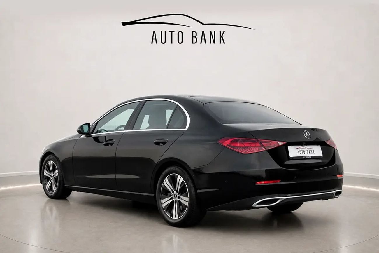 Mercedes Benz C300 STD (NON GCC) C300 German Specs