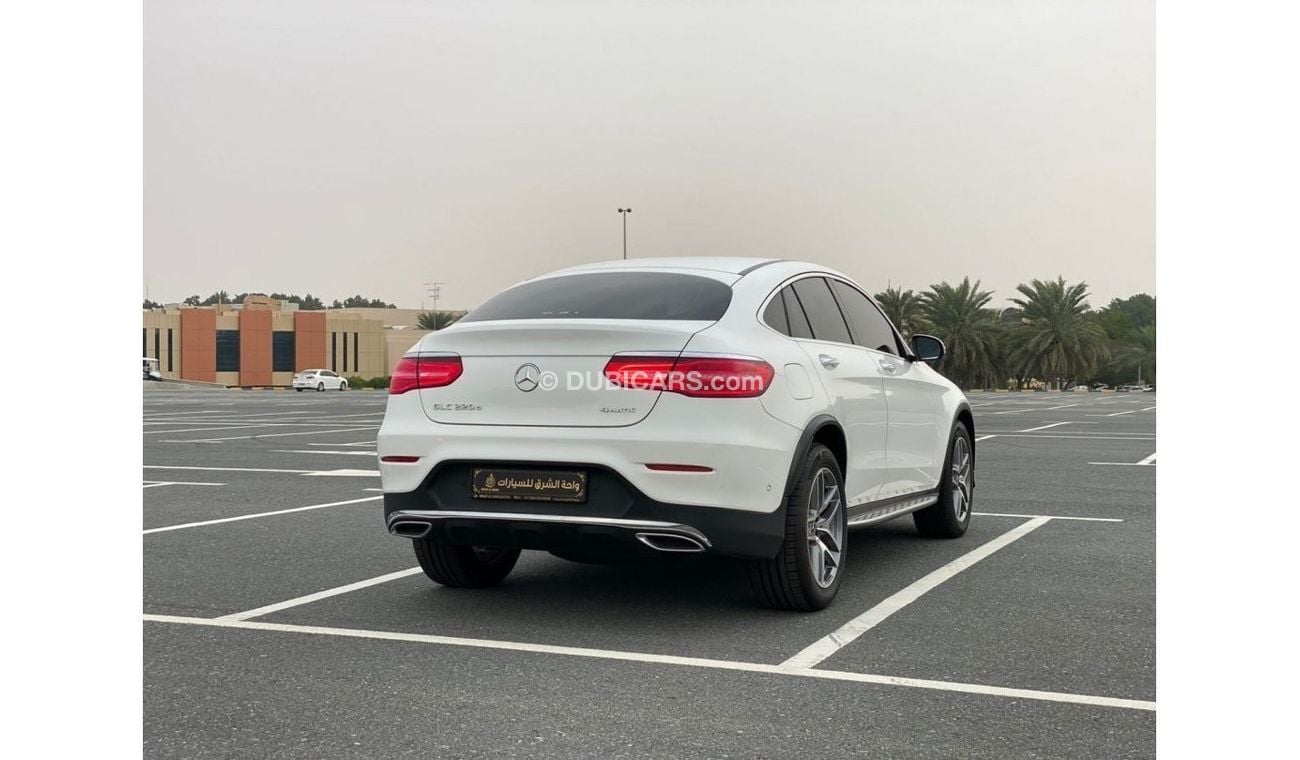 مرسيدس بنز GLC 220 d مرسيدس بنز GLC 220D  موديل 2018 مواصفات يابانية بحالة ممتازة