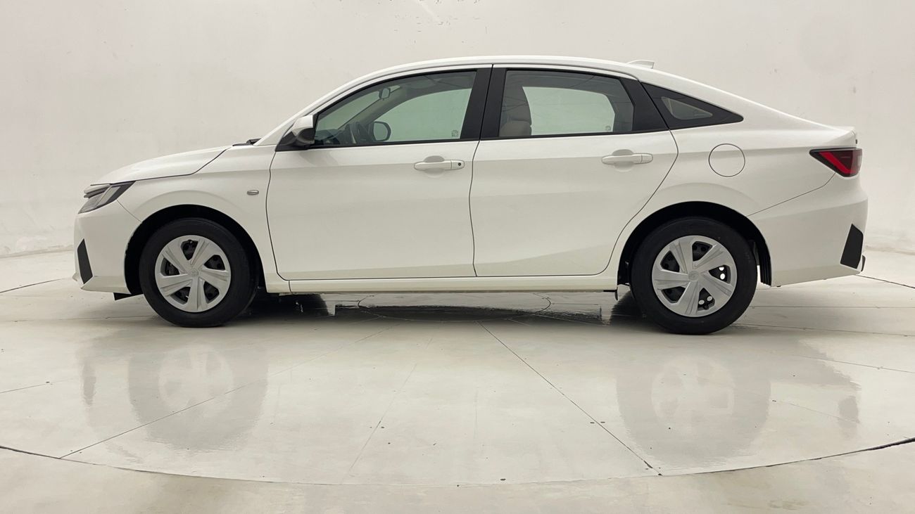 تويوتا يارس E 1.5 | بدون دفعة مقدمة | اختبار القيادة في المنزل