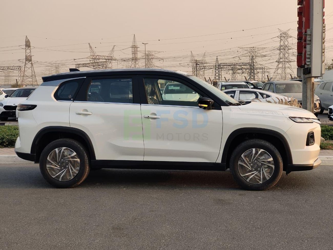 سوزوكي جراند فيتارا GRAND VITARA GLX 1.5L HYB 4WD 6AT SR G26