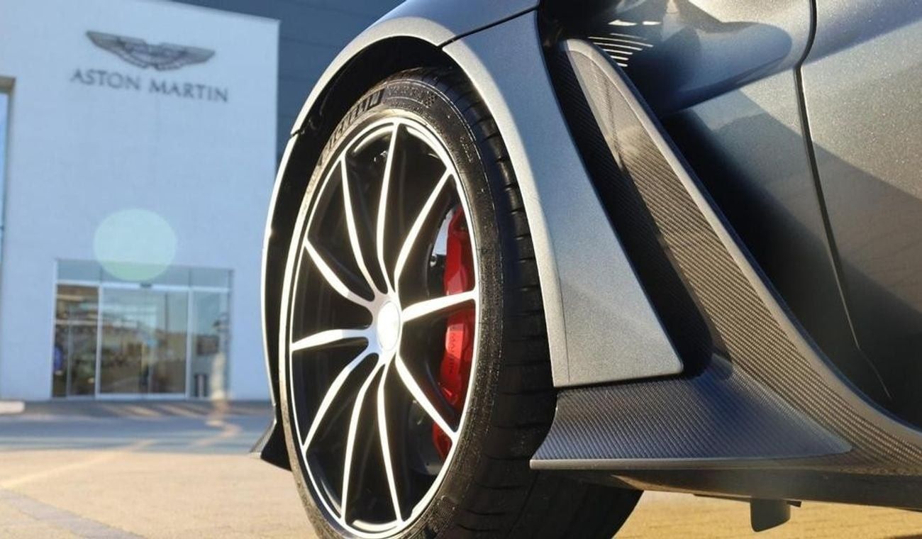 Aston Martin Vantage 2dr 5.2 RIGHT HAND DRIVE