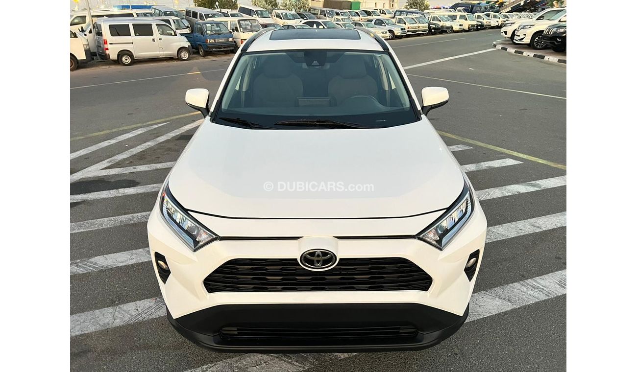 Toyota RAV4 2019 Toyota RAV4 XLE SUV,  4CYL, Automatic, Four Wheel Drive / EXPORT ONLY