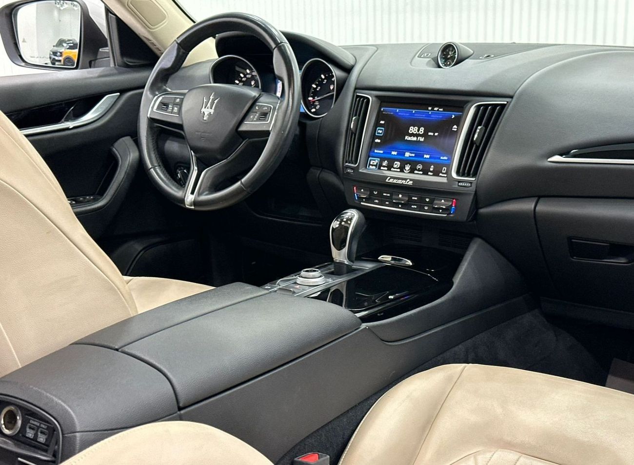 Maserati Levante Std 2017 Maserati Levante, 1 Year Warranty, Full Service History, GCC