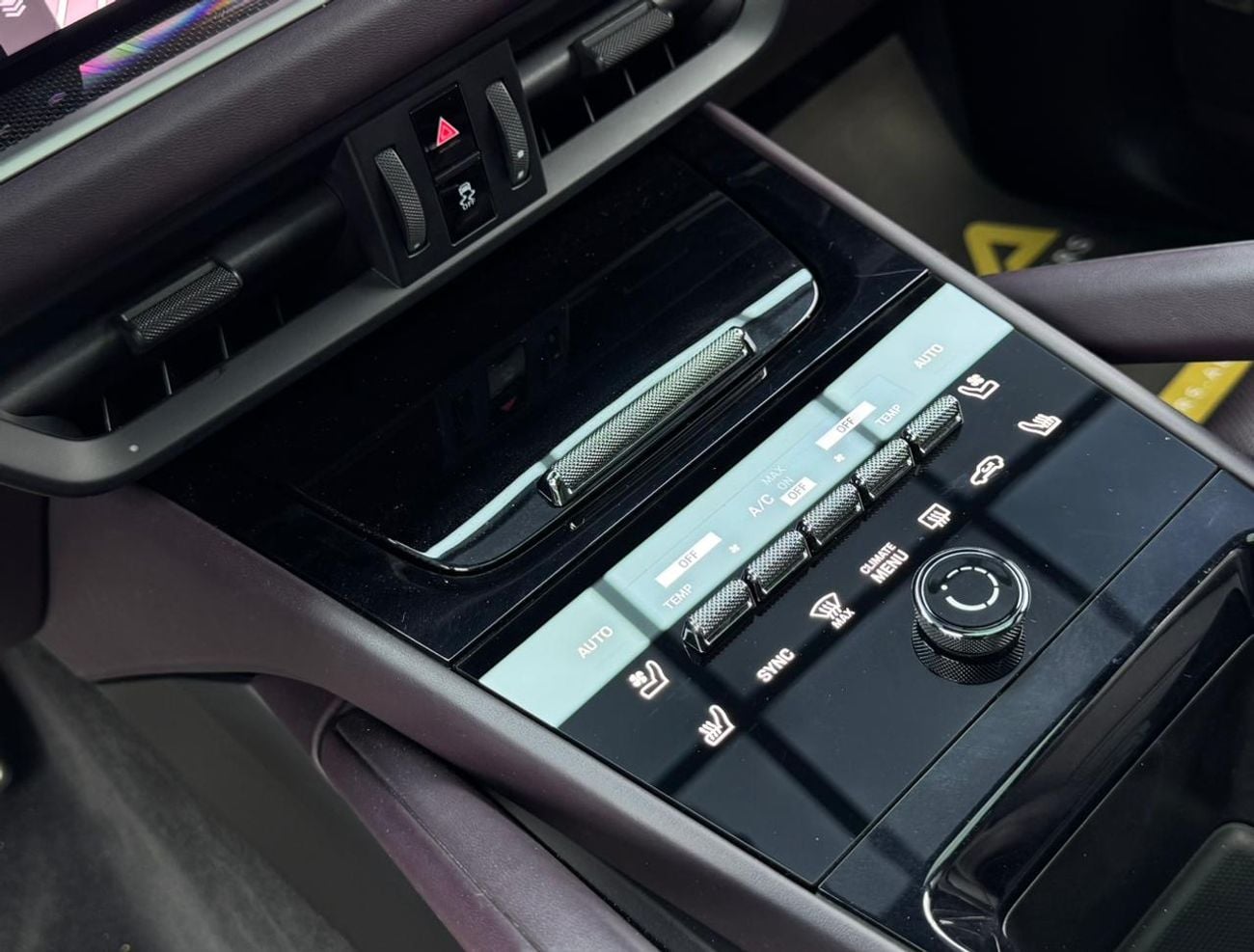 Porsche Cayenne S Coupe 2024 Porsche Cayenne S, Porsche Warranty+Service Contract+Full Porsche Service History, GCC