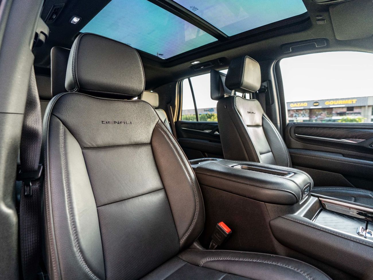 GMC Yukon 6.2 V8 Denali (AWD)