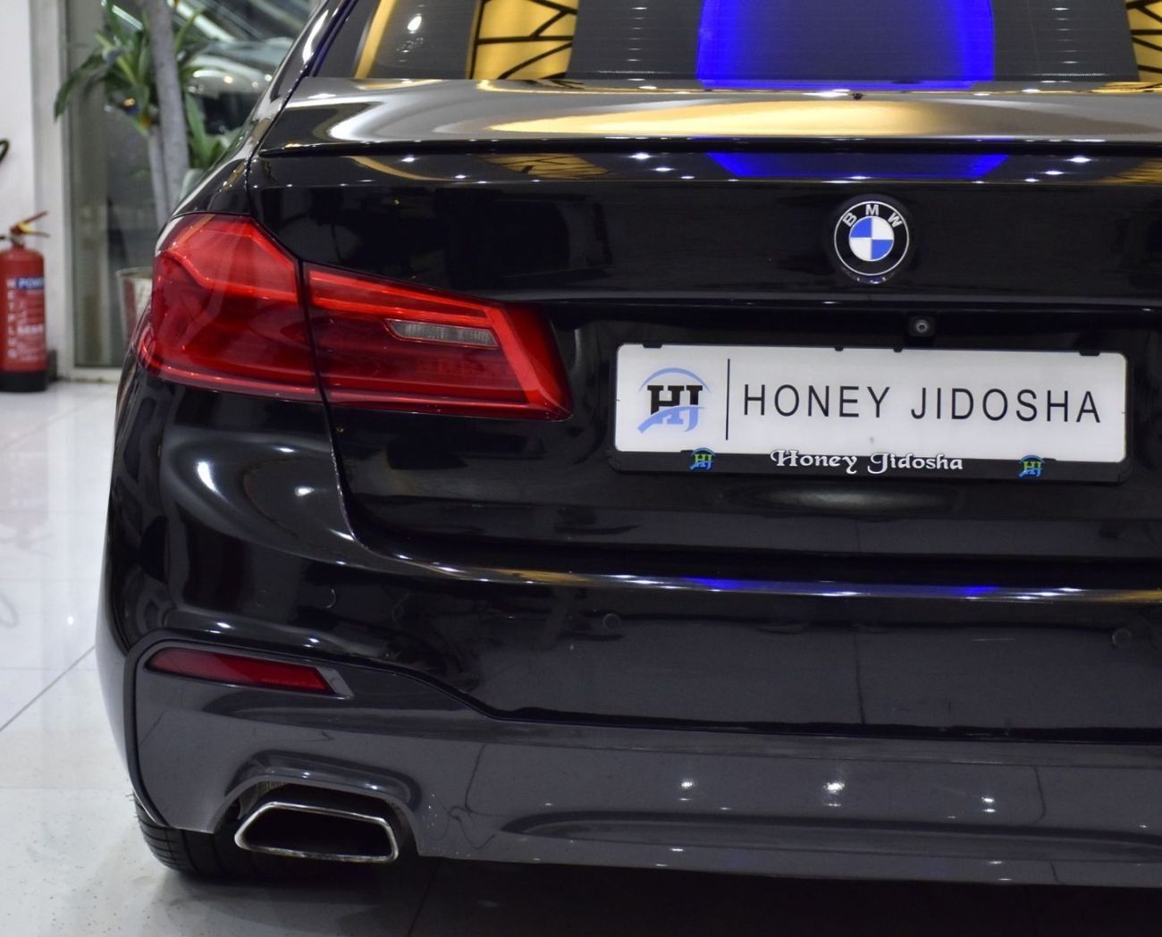 BMW 530i EXCELLENT DEAL for our BMW 530i M-Kit ( 2018 Model ) in Black Color GCC Specs