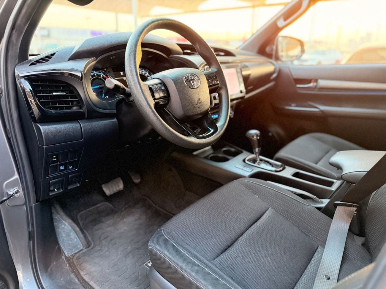 تويوتا هيلوكس Adventure 4.0L