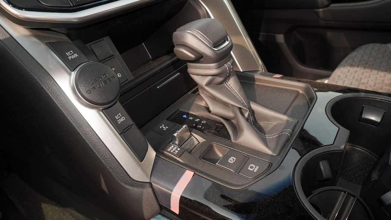 Toyota Land Cruiser GXR 4.0L V6