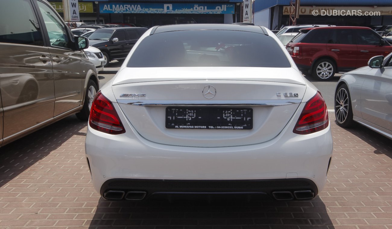 مرسيدس بنز C 63 AMG S V8 Biturbo