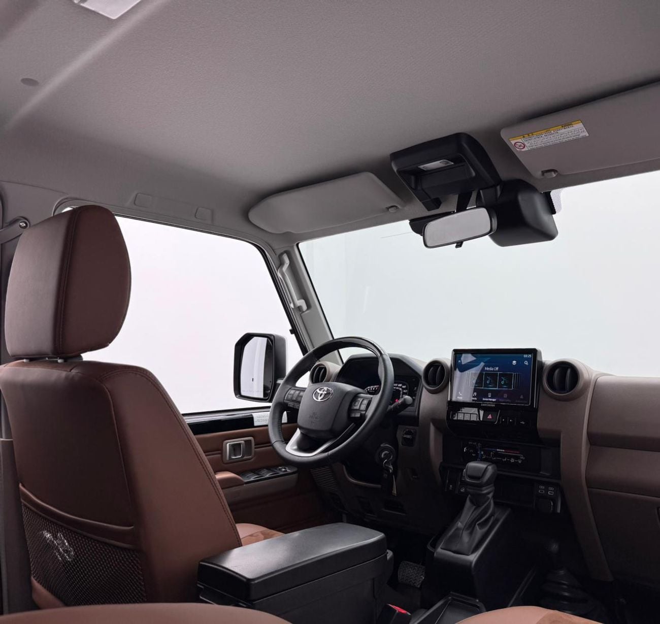 تويوتا لاند كروزر 70 2026 Toyota Land Cruiser 70 Series LC 76 LX, 2030 Toyota Warranty And Service Pack, GCC