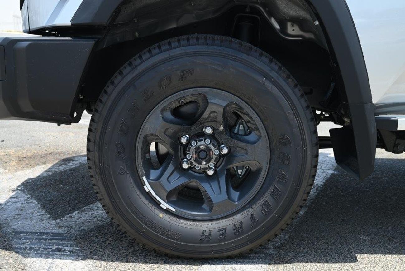 Toyota Land Cruiser Pick Up Double Cab V8 4.5L Diesel MT with Front / Rear Diff Lock, Black Wheels, Winch