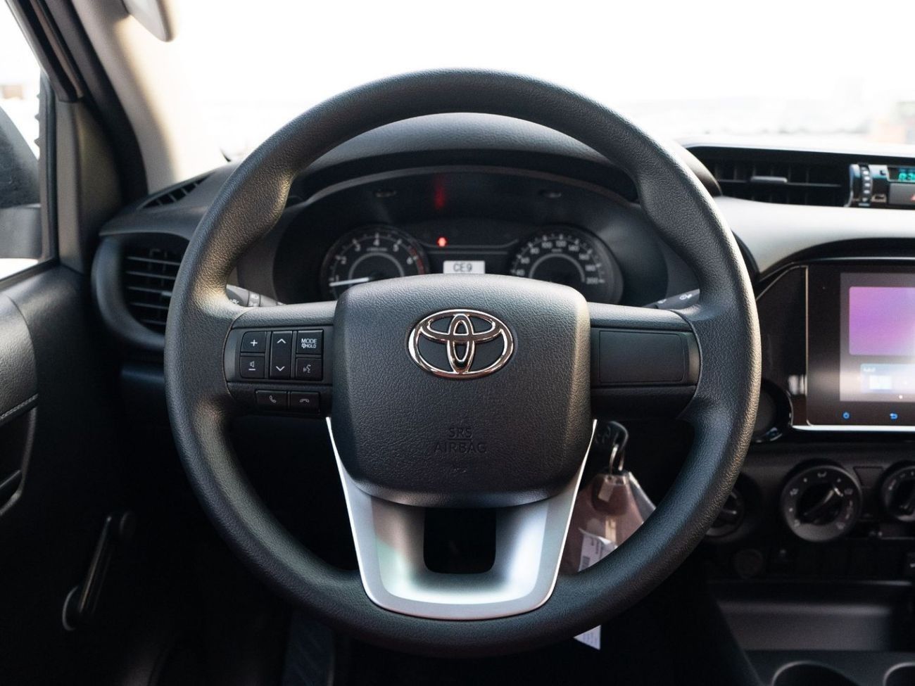 Toyota Hilux 2025 TOYOTA HILUX GL 2.7 - WHITE inside RED | Export Only