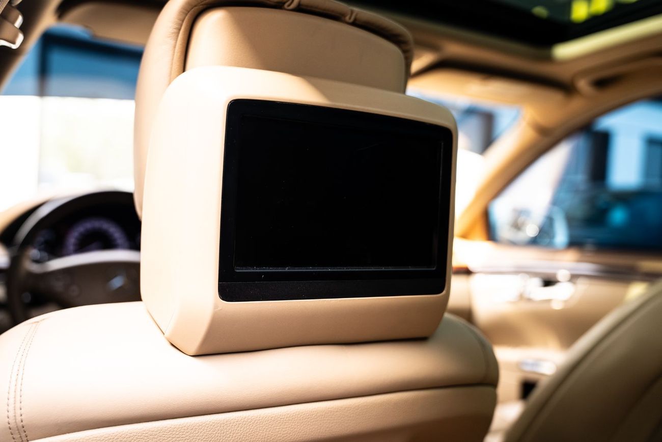 مرسيدس بنز S 500 AMG 4.7L V8 AMG GCC 2013 In Good Condition