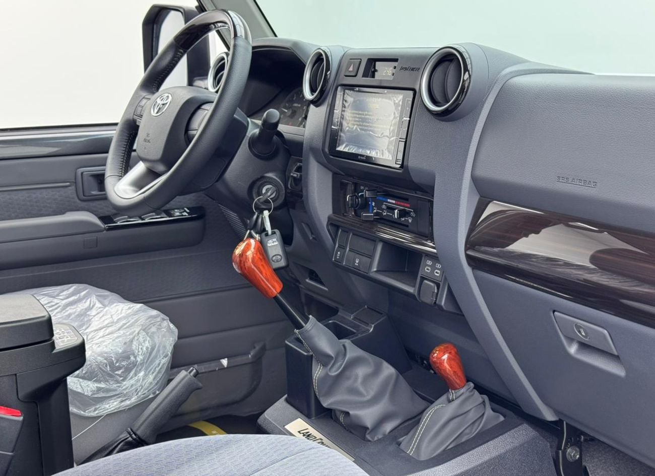 Toyota Land Cruiser 70 Std 4.5L AWD 2024 Toyota Land Cruiser 76 LX, Warranty, Brand New, GCC