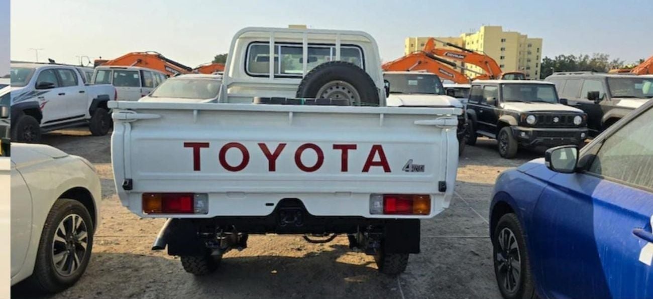 تويوتا لاند كروزر بيك آب Toyota Land Cruiser 79 Single Cab Diesel RHD