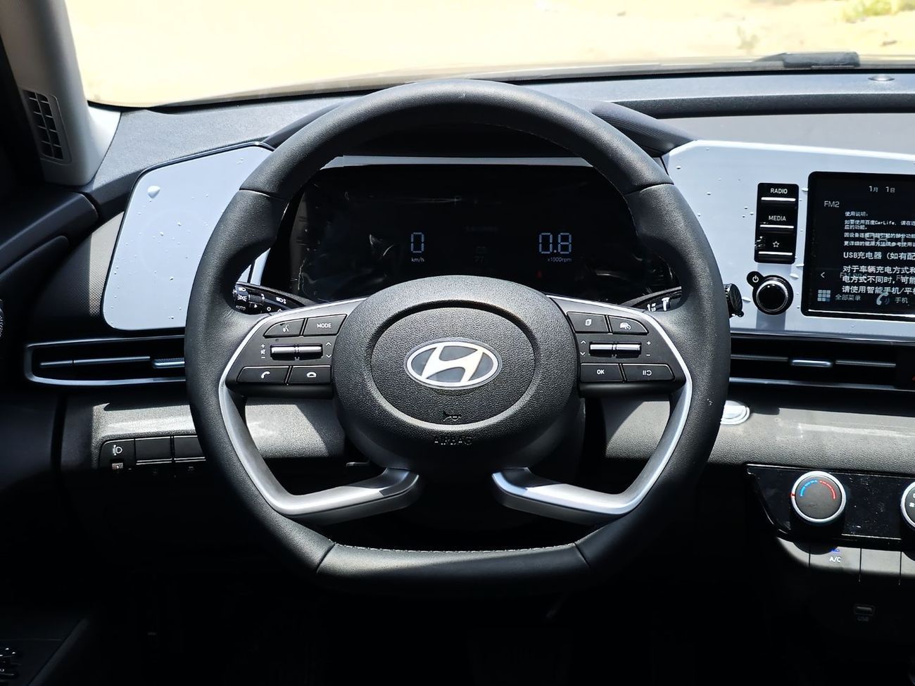 هيونداي إلانترا HYUNDAI ELANTRA 1.6L - CVT - GLX - ELITE - GRAY INSIDE BLACK 