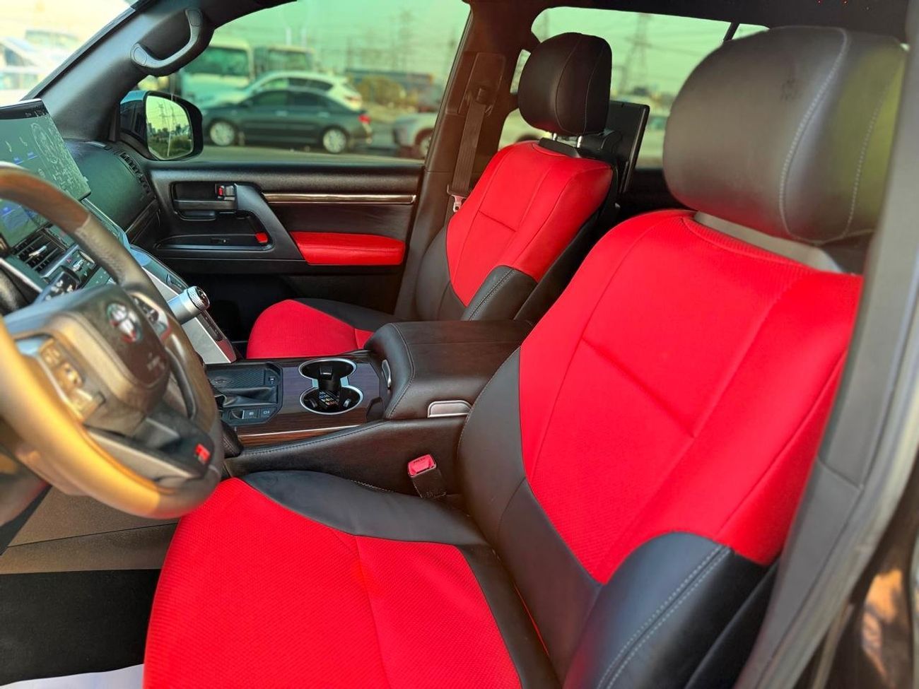 Toyota Land Cruiser GXR+ 4.0L Toyota landcuriser Years 2016 V6 GXR 4.0L upgrade interior & exterior 2025 full option