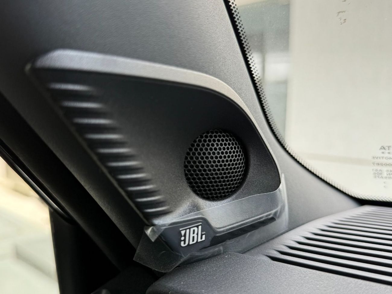 تويوتا برادو LUXURY 2.4 TURBO **EXPORT ONLY**التصدير فقط خارج الخليج***