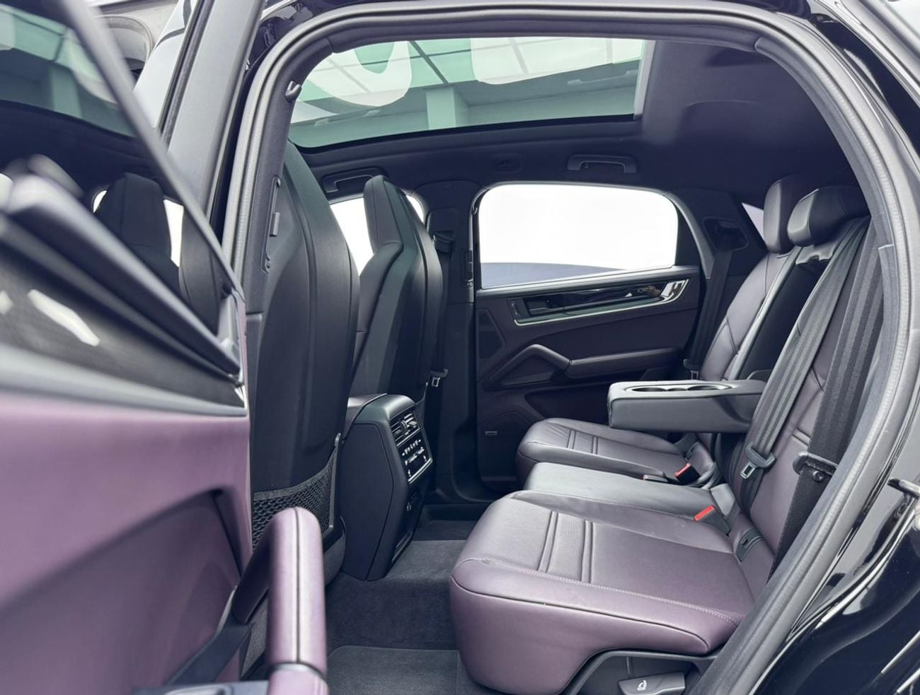 Porsche Cayenne S Coupe 2024 Porsche Cayenne S, Porsche Warranty+Service Contract+Full Porsche Service History, GCC