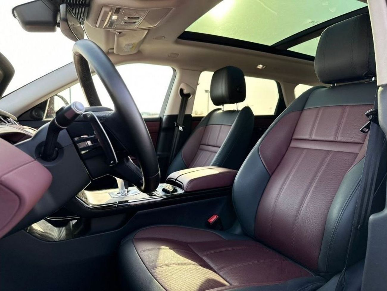 Land Rover Range Rover Evoque LAND ROVER EVOQUE P300e 2022