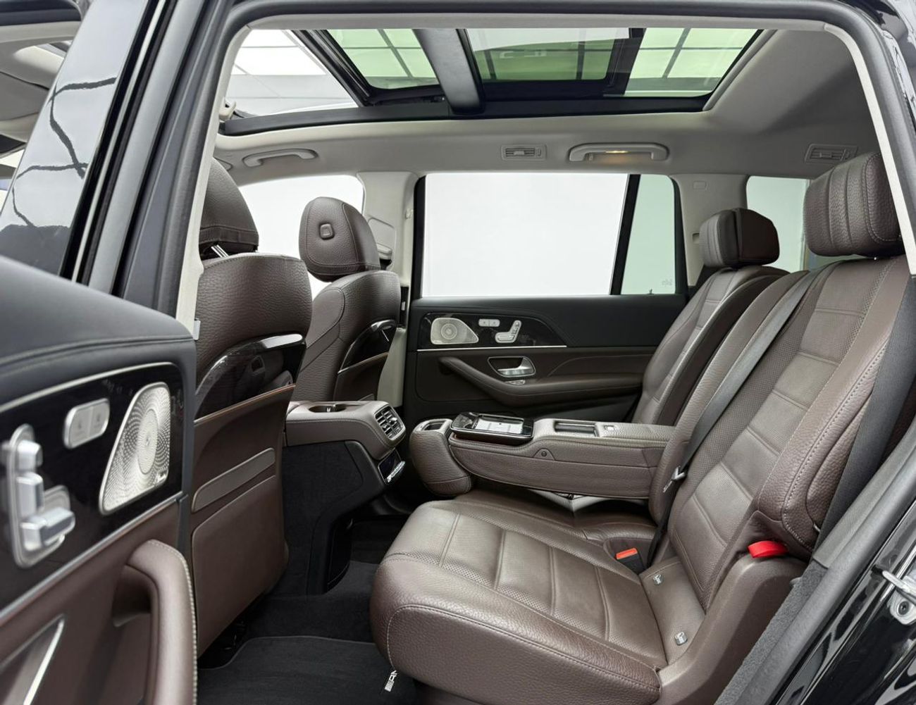 Mercedes-Benz GLS 580 4MATIC 2022 Mercedes Benz GLS580 AMG 4MATIC, 2027 Mercedes Warranty + Service Pack, 7 Seater, GCC