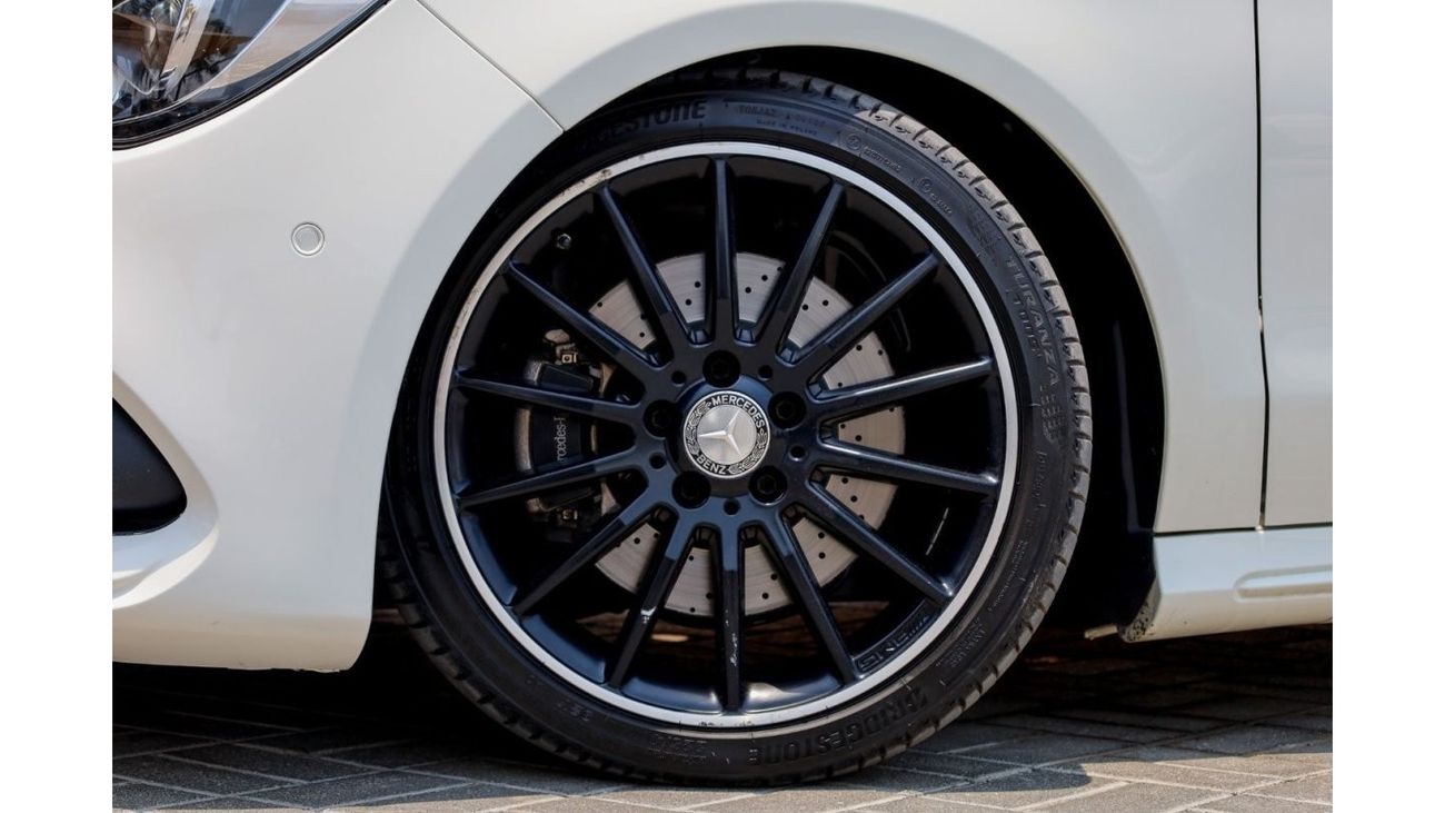 Mercedes-Benz CLA 250 Mercedes-Benz CLA250 Sport 2017 GCC under Warranty with Flexible Down-Payment/ Flood Free.