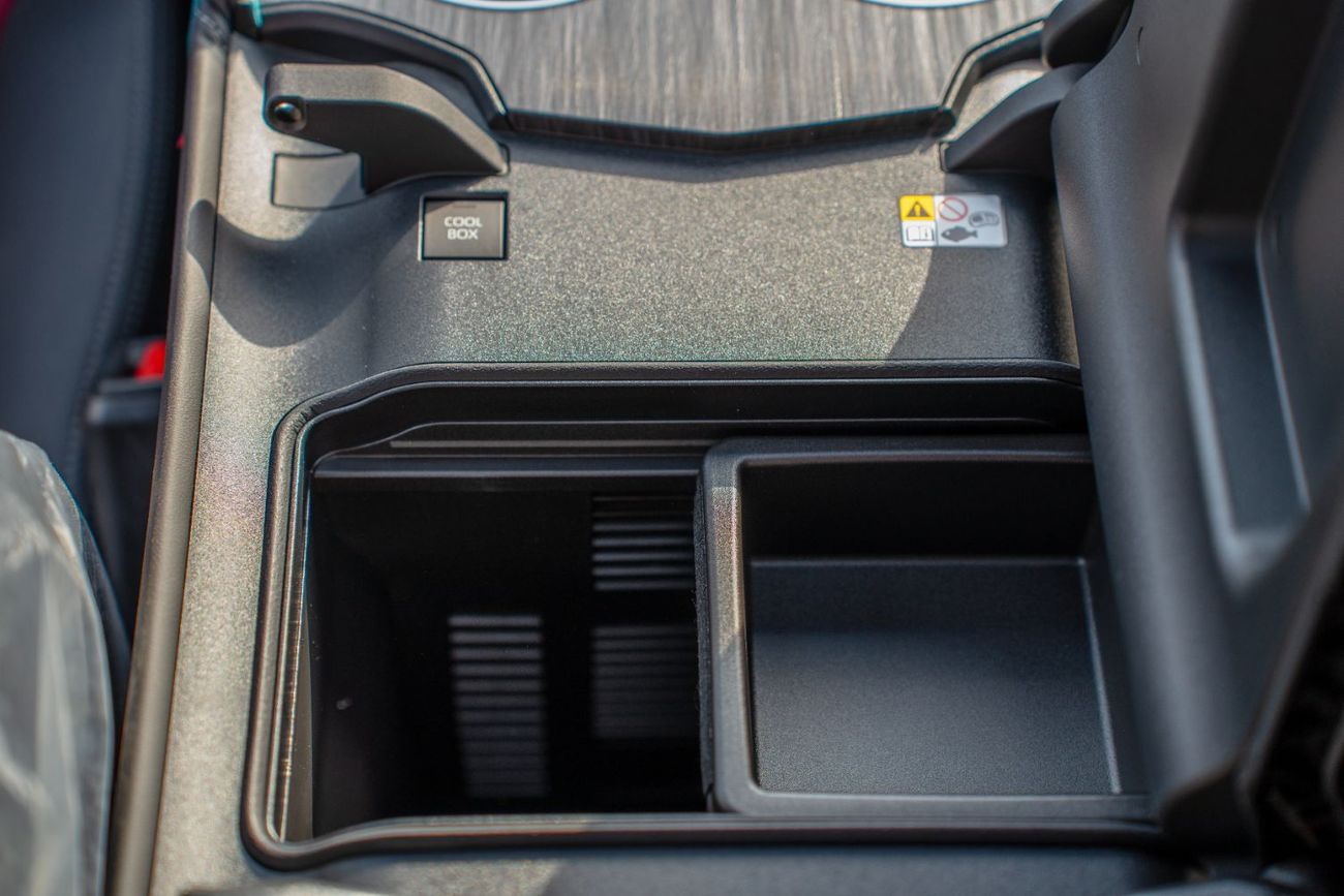 تويوتا لاند كروزر VXR 3.5L