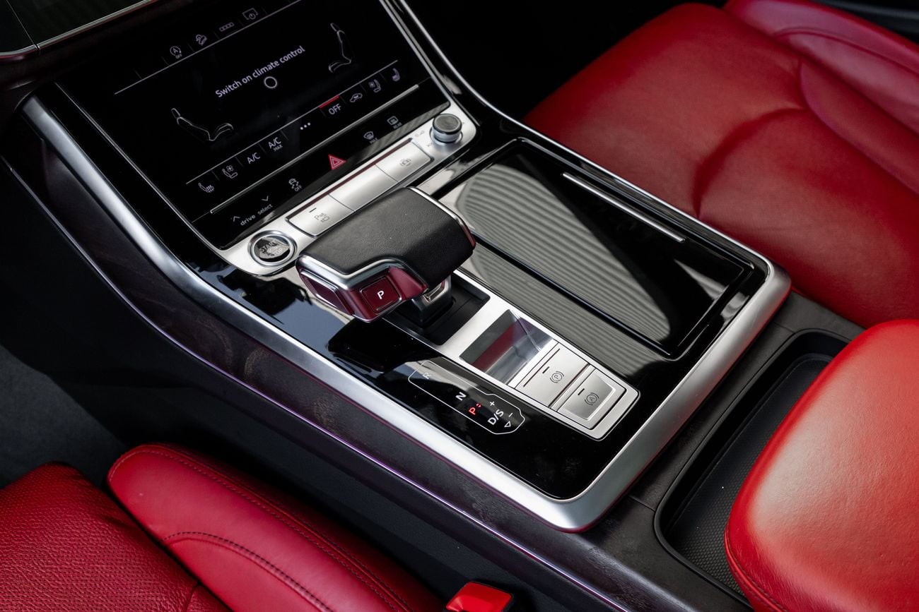 Audi Q8 Q8 S-Line | 4,407 P.M | 0% Downpayment | Audi Warranty!