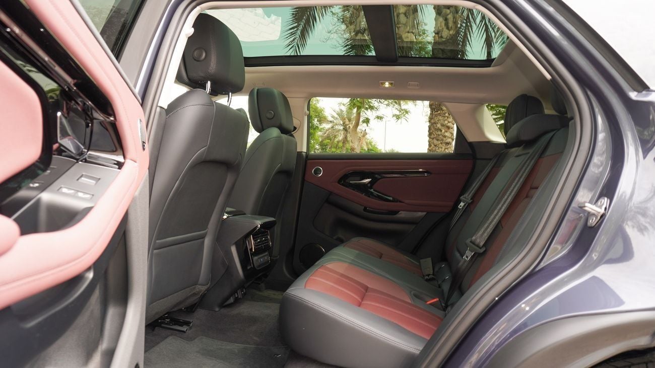 Land Rover Range Rover Evoque SE P250 DYNAMIC 2025!! FIVE YEARS WARRANTY!! THREE YEARS SERVICE CONTRACT